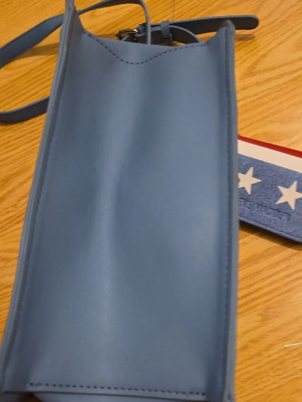 Steve Madden Light Blue Bevlynn Denim Stachel with Patriotic Wallet Charm